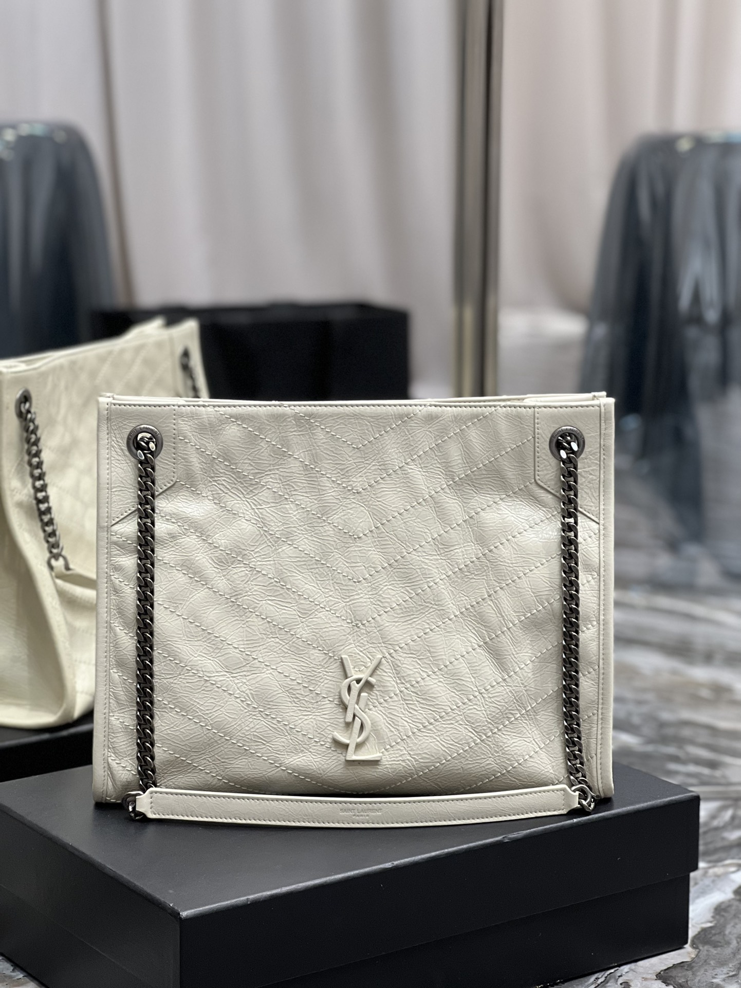 Fake Saint Laurent Niki Shopping Bag Wrinkled Leather White