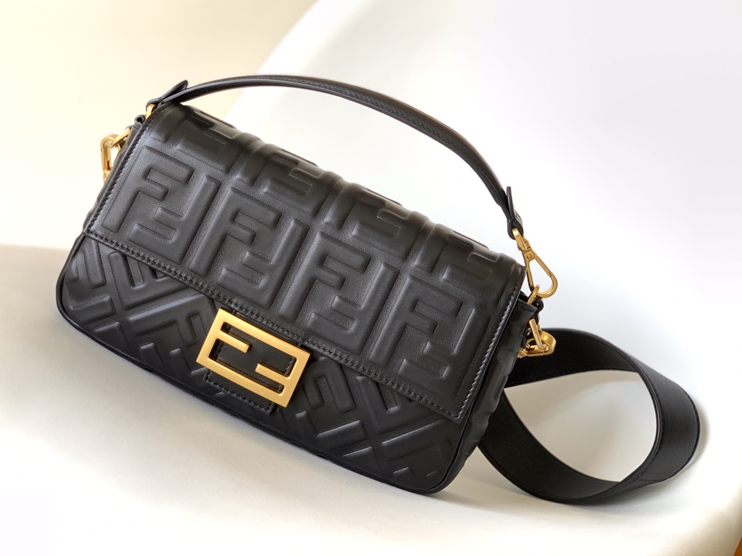 Fendi Baguette Nappa Leather Bag in Black