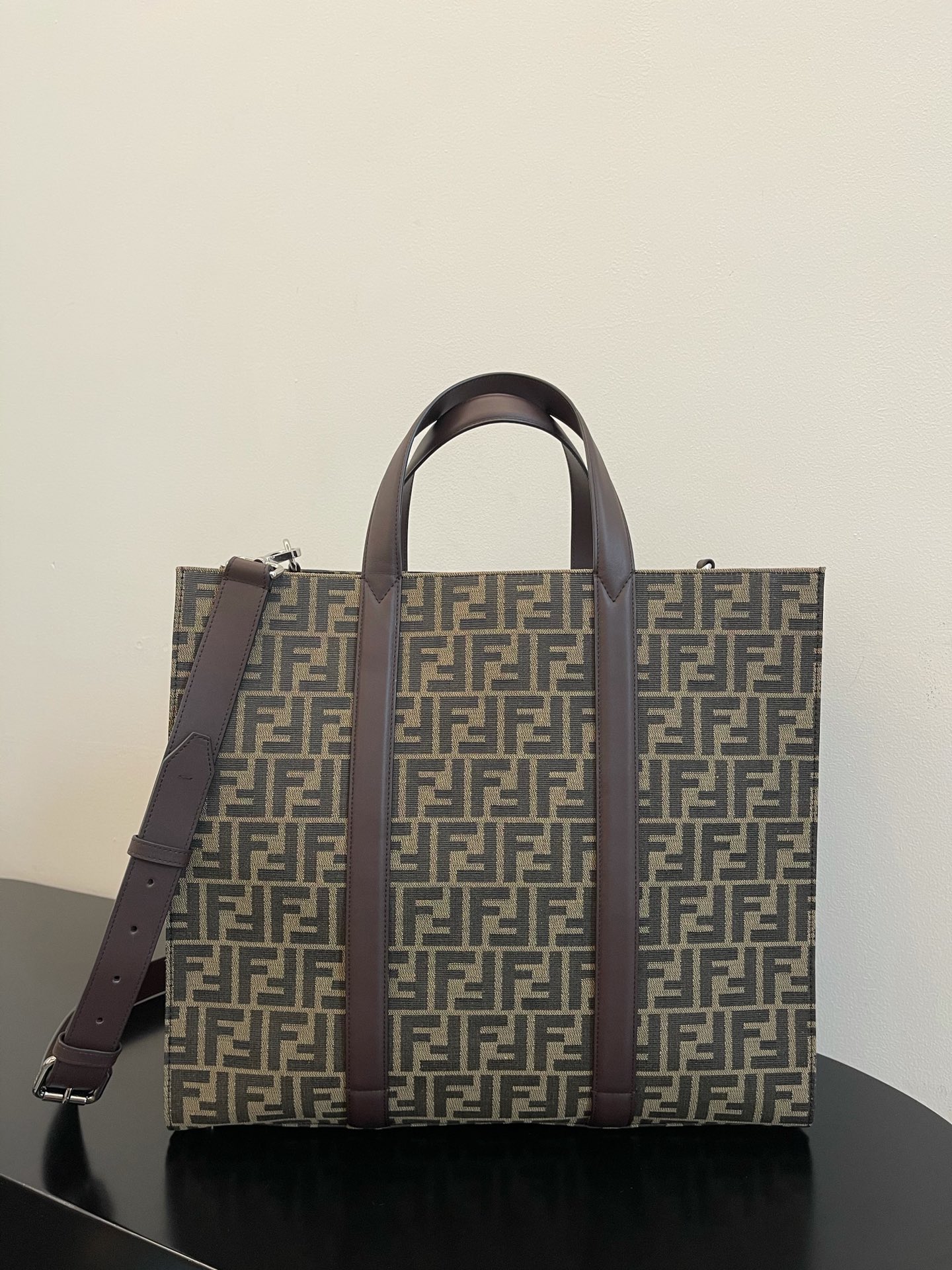 Fendi Fendi 1 Men Tote Bag 