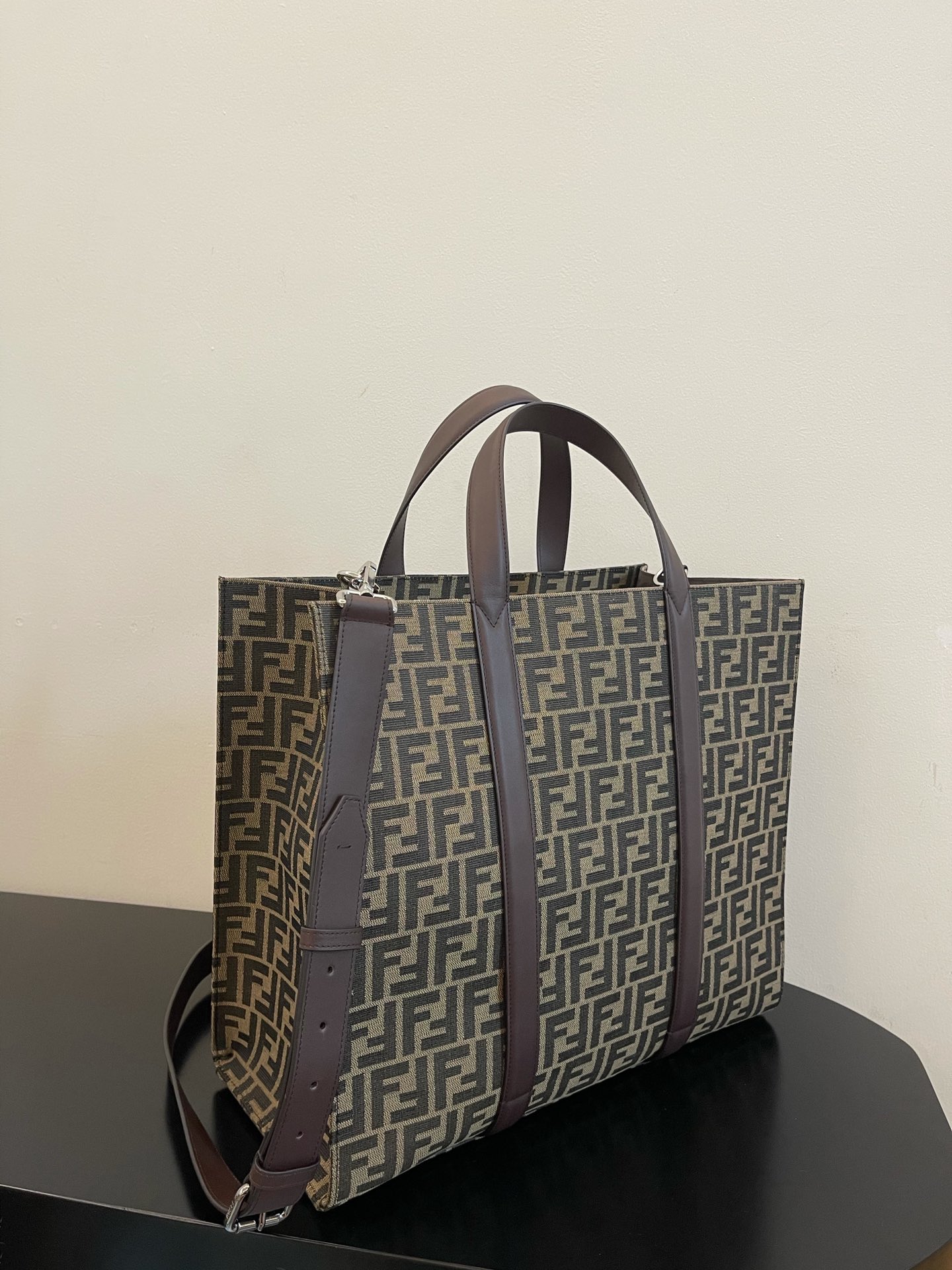 Fendi Fendi 1 Men Tote Bag 