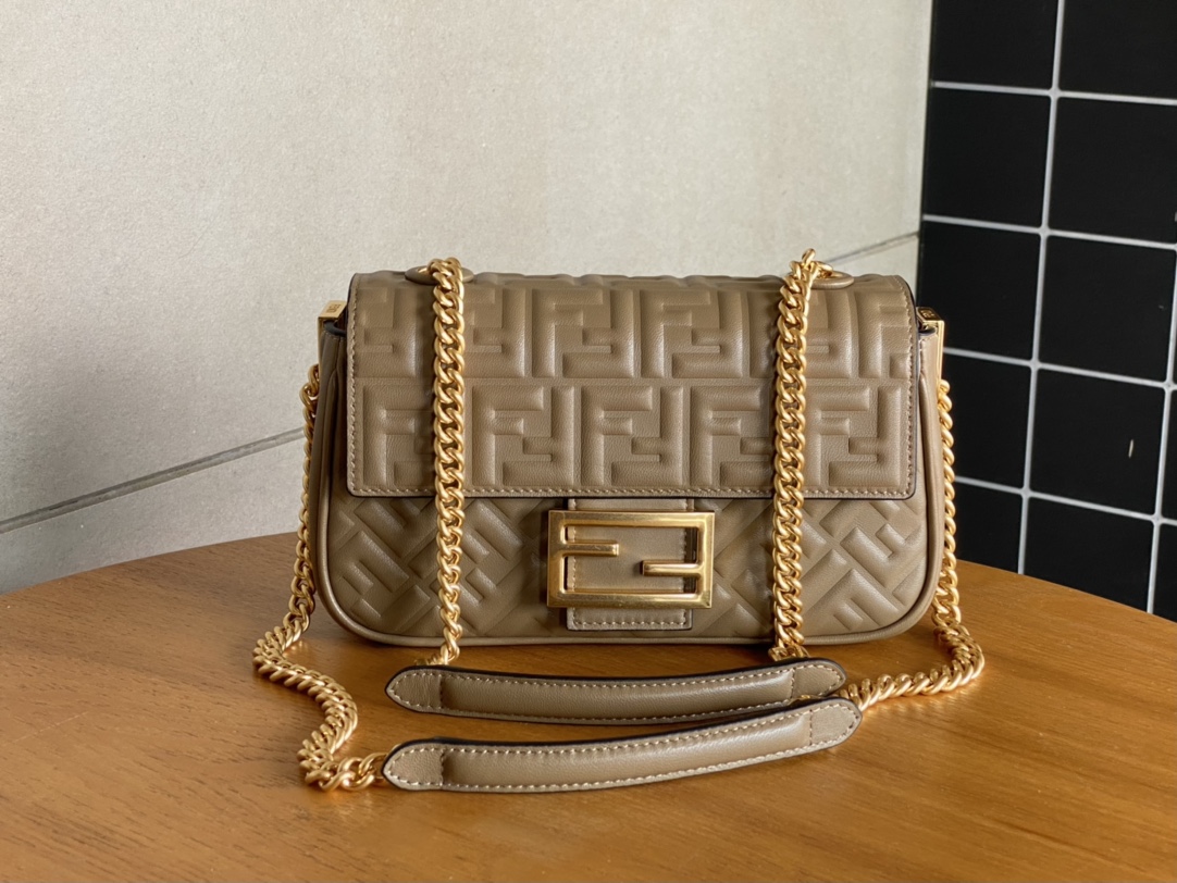 Fendi Iconic Medium Baguette Bag Brown Nappa Leather Bag