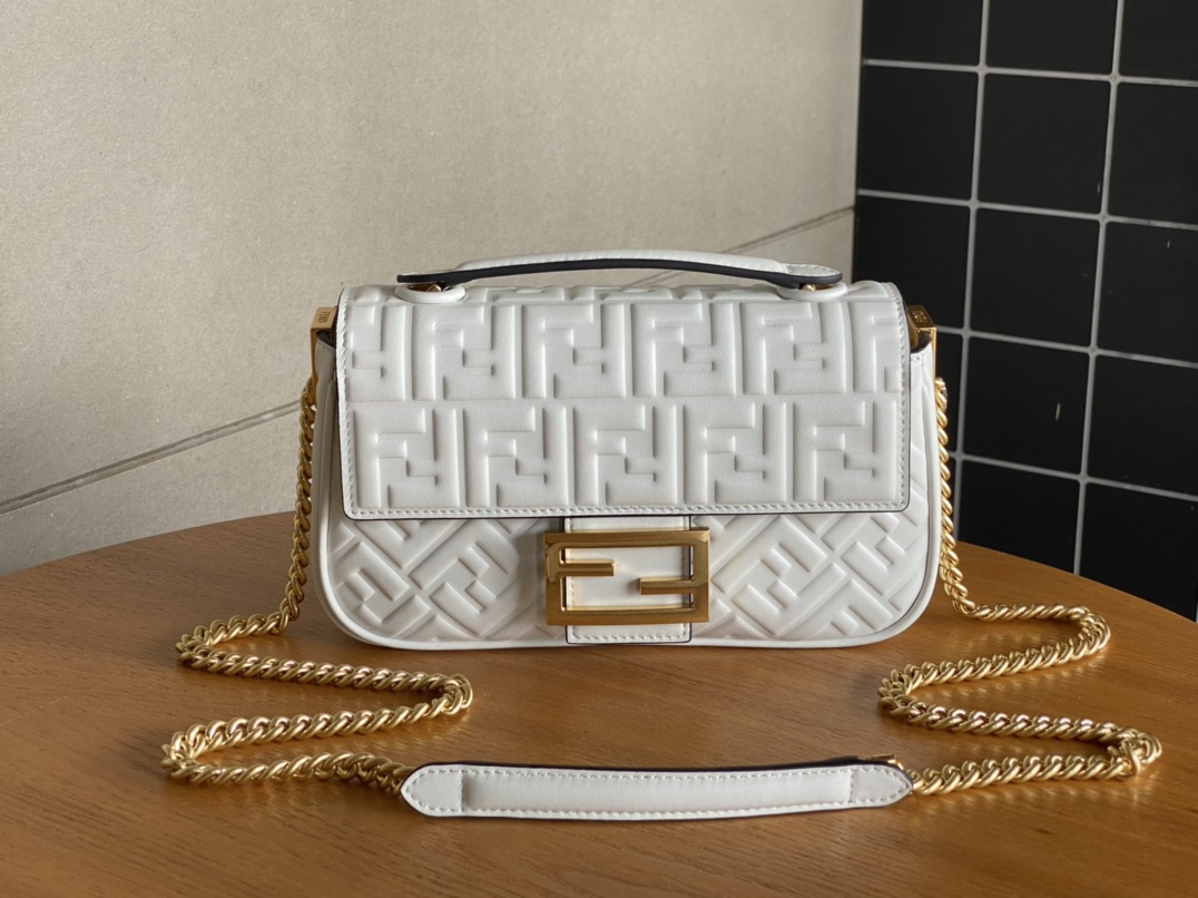 Fendi Iconic Medium Baguette Bag White Nappa Leather Bag