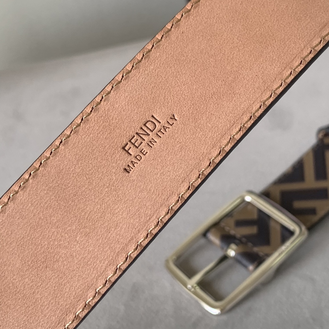 Fendi Leather Belt Width 3.5cm 011