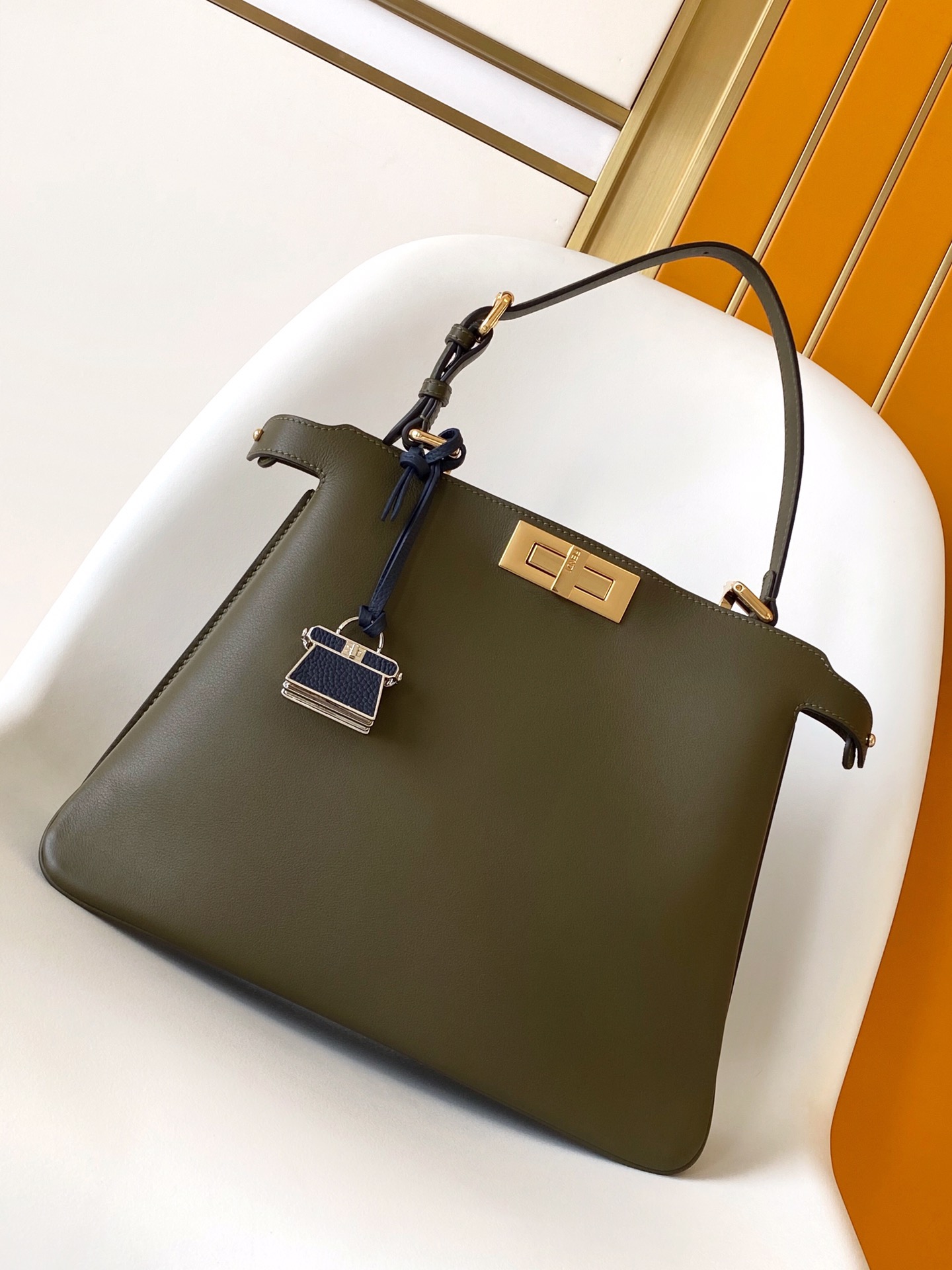 Fendi Peekaboo Soft Medium Leather Bag in Green