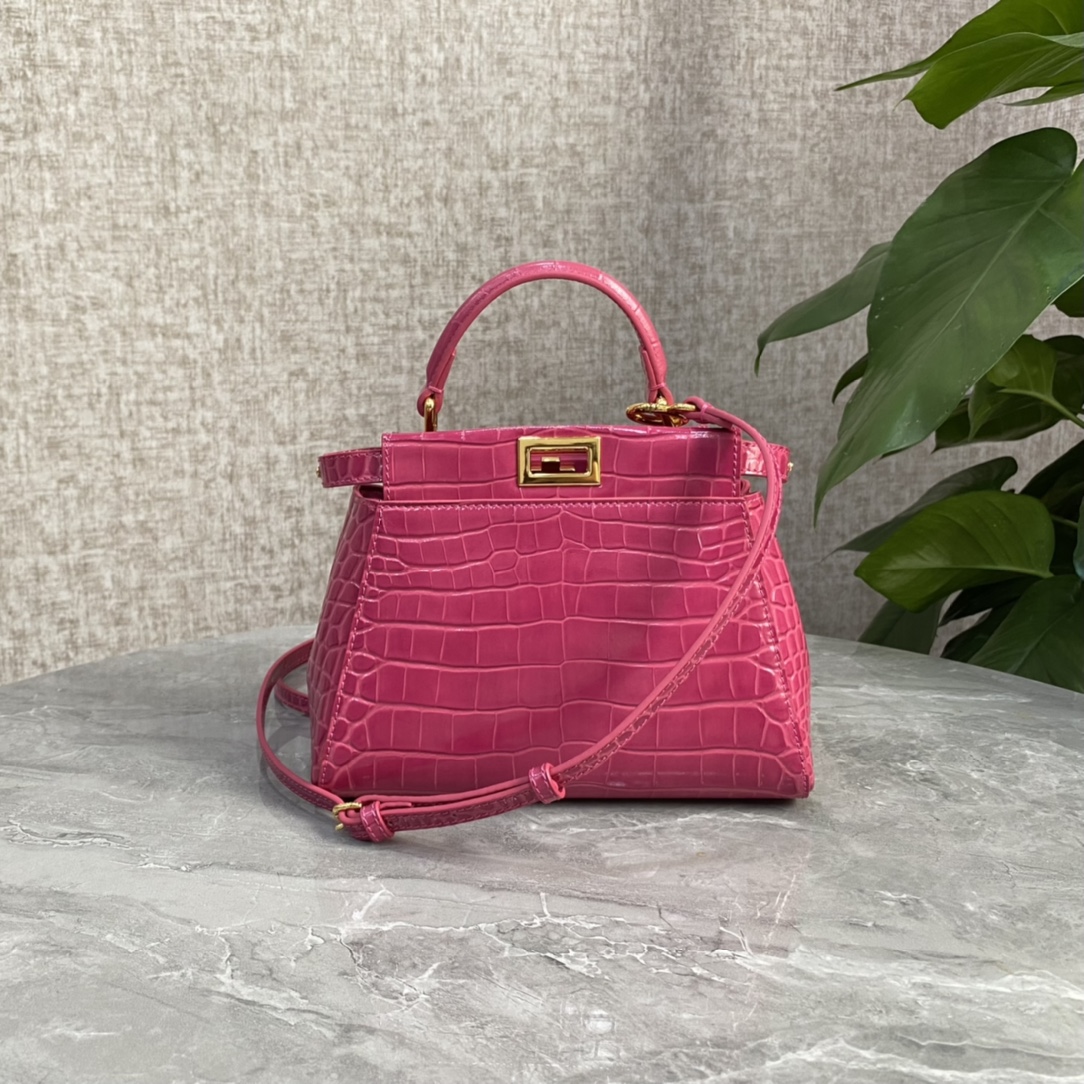 Fendi Small Peekaboo Bag Crocodile-Embossed Leather With Chain Pink