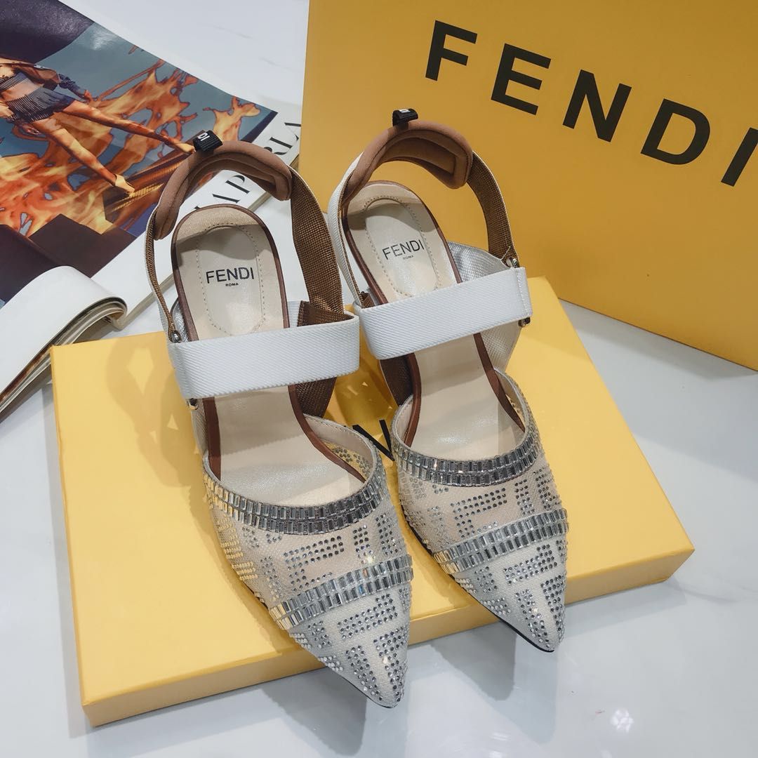 Fendi Women Colibri Pumps-0039 35-42