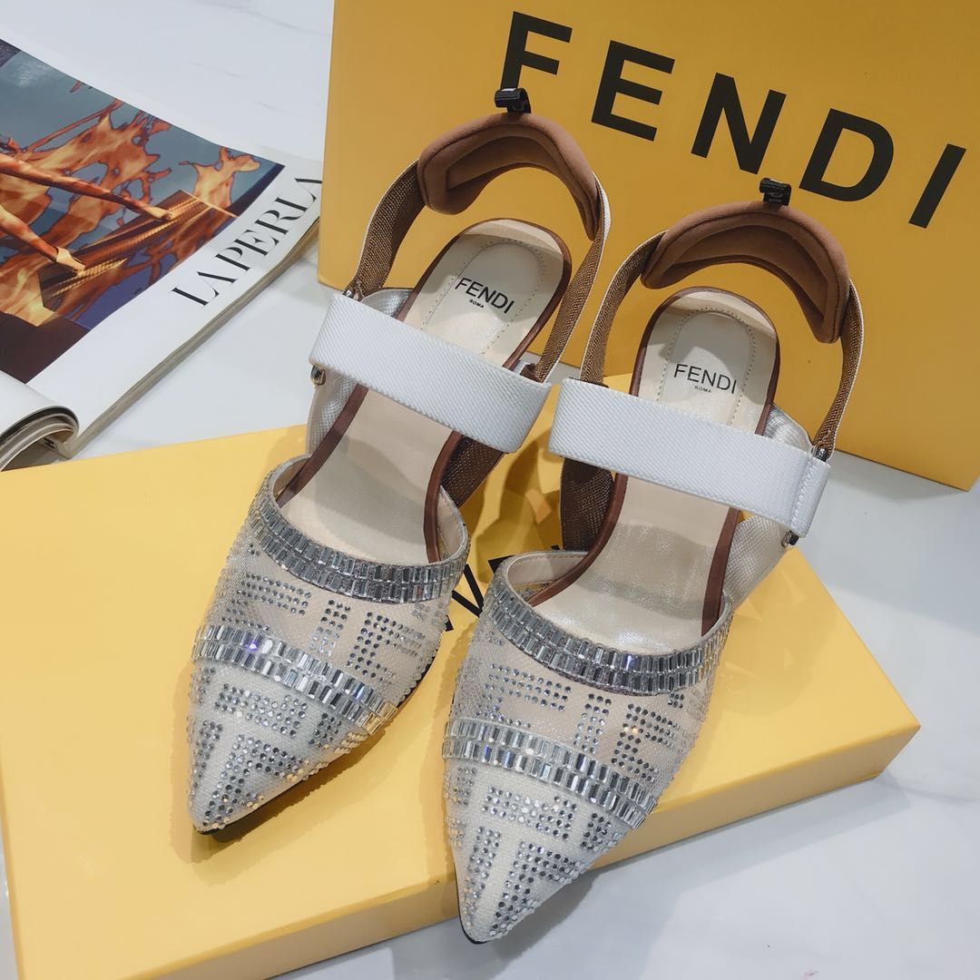 Fendi Women Colibri Pumps-0039 35-42