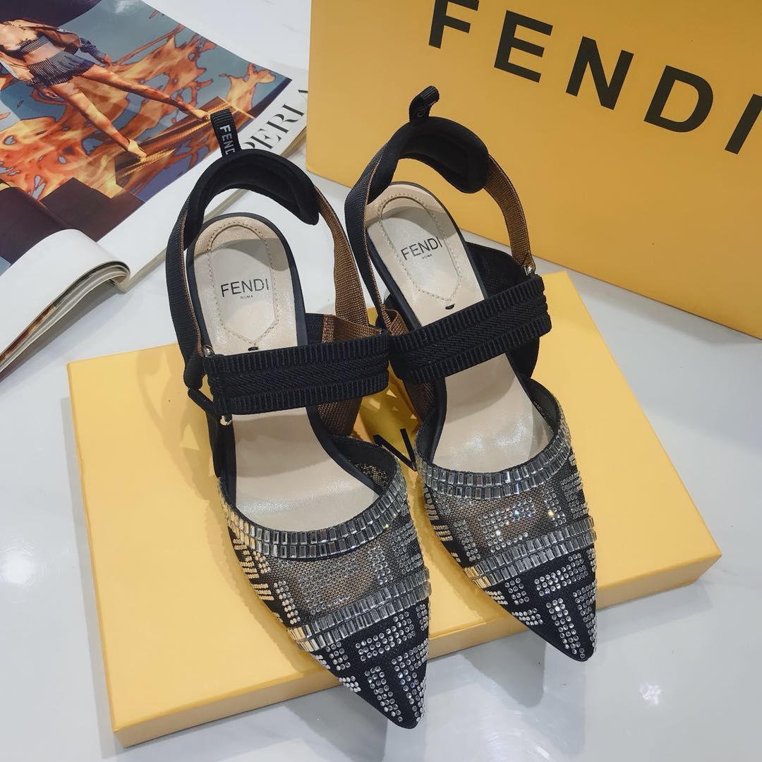 Fendi Women Colibri Pumps-0041 35-42