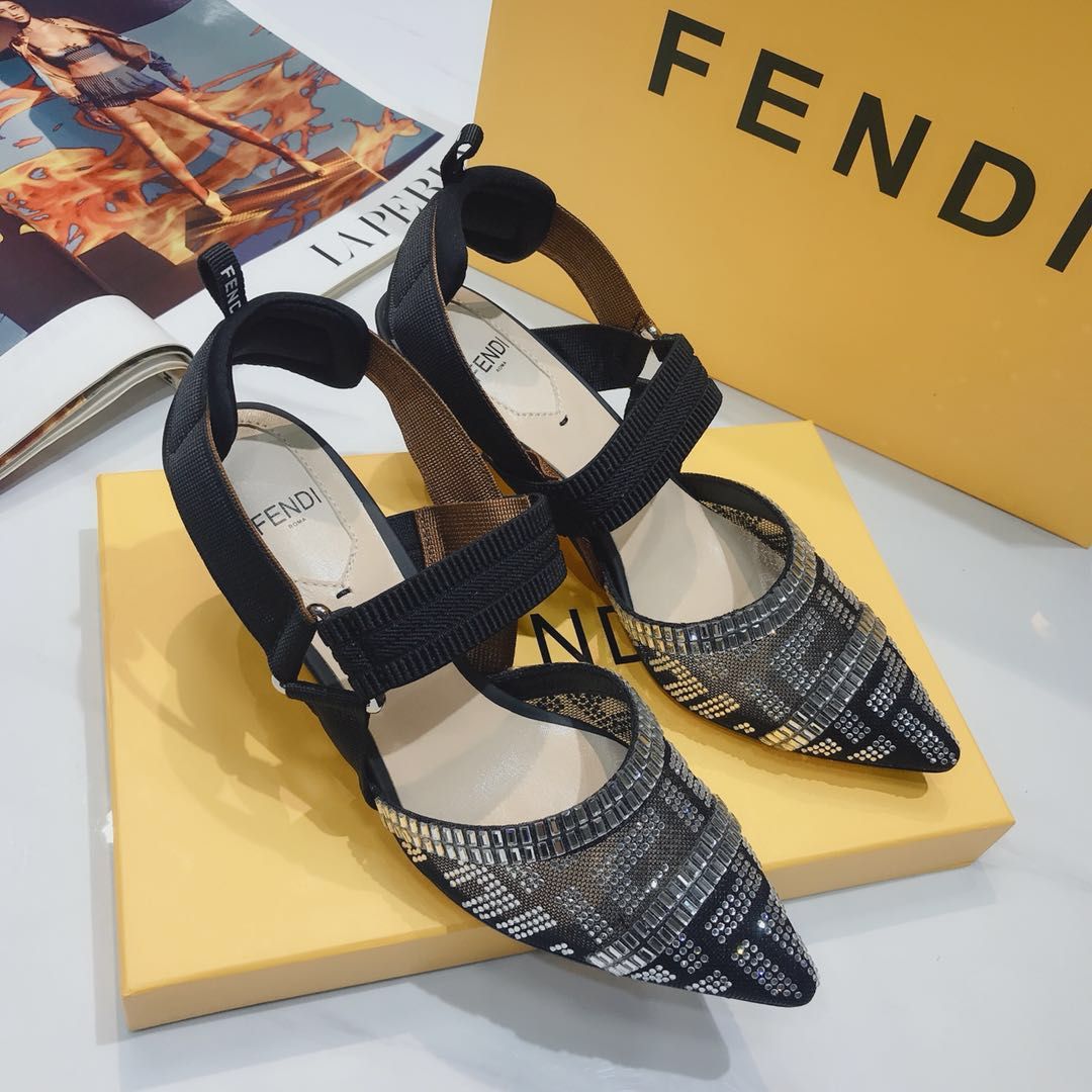 Fendi Women Colibri Pumps-0041 35-42