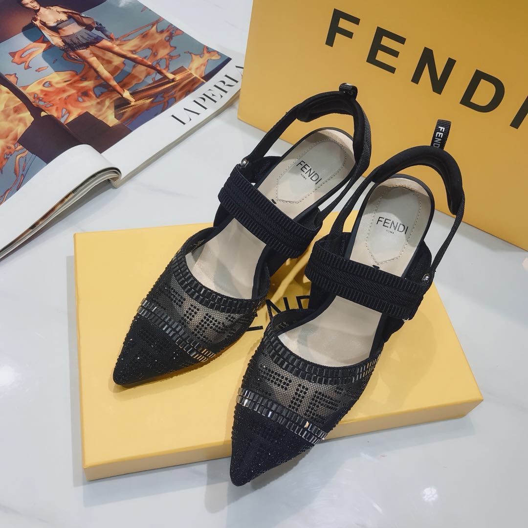 Fendi Women Colibri Pumps-0043 35-42