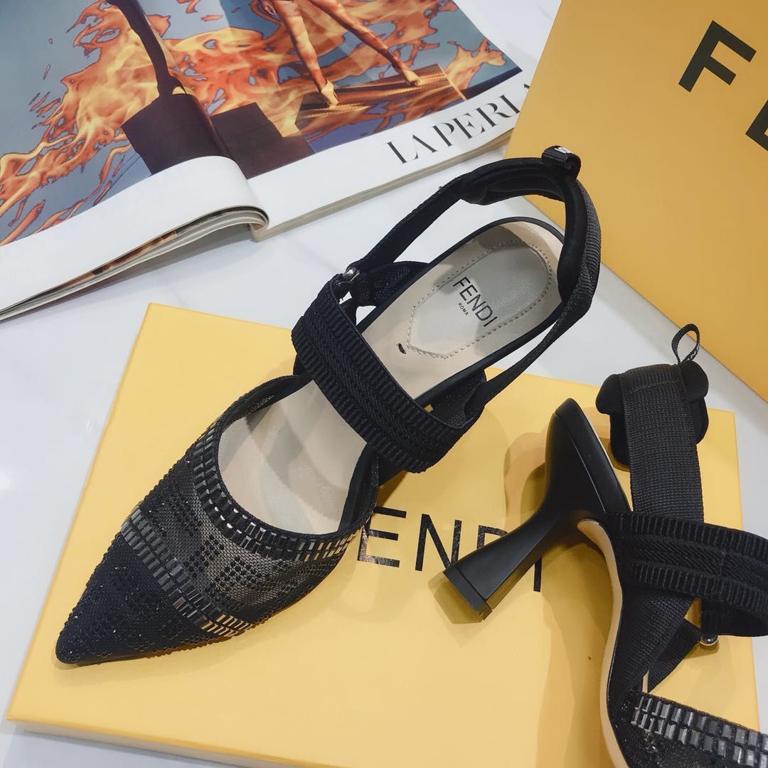 Fendi Women Colibri Pumps-0043 35-42