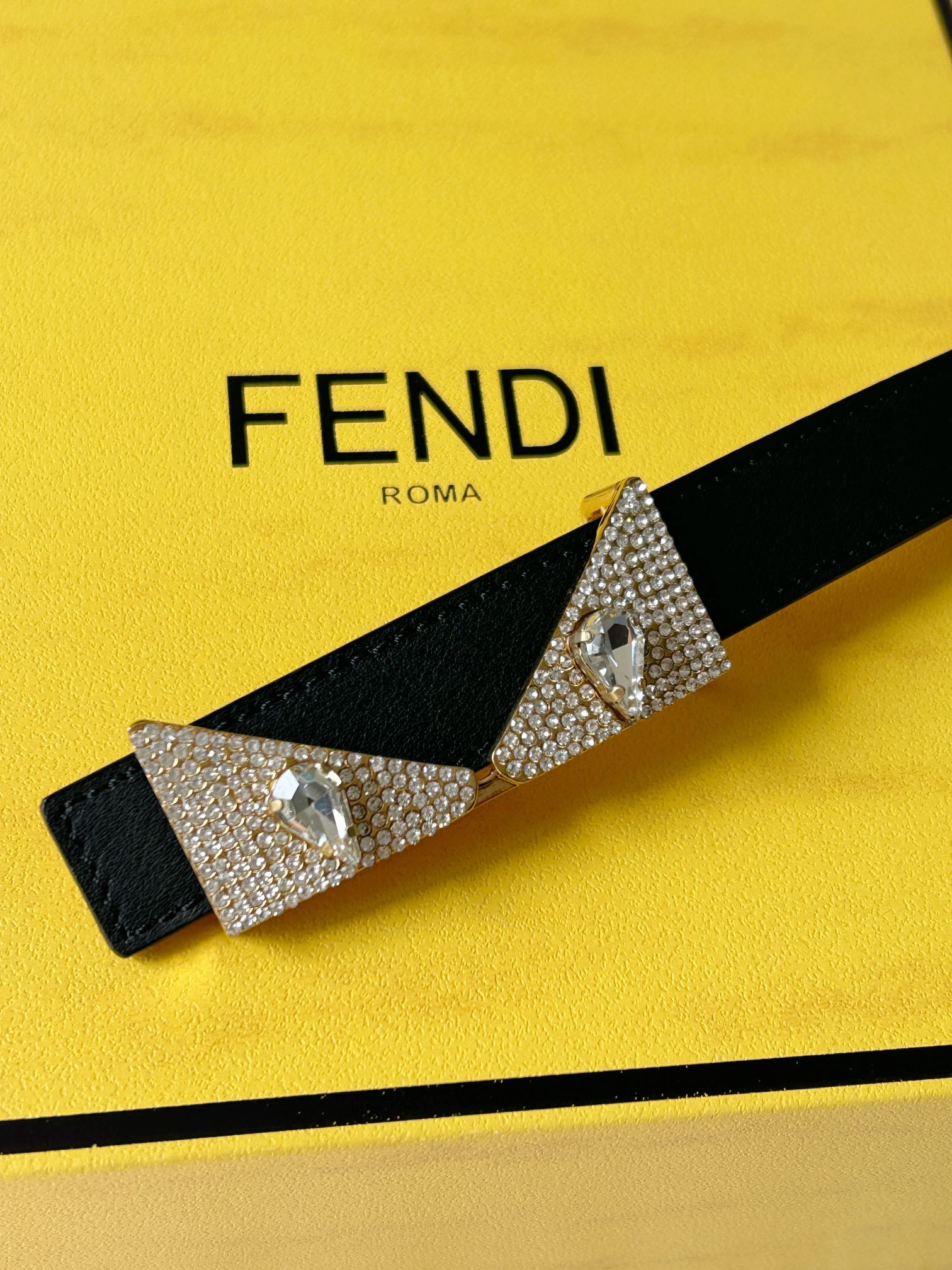 Fendi Womens Leather Belt Width 2.0cm-0008