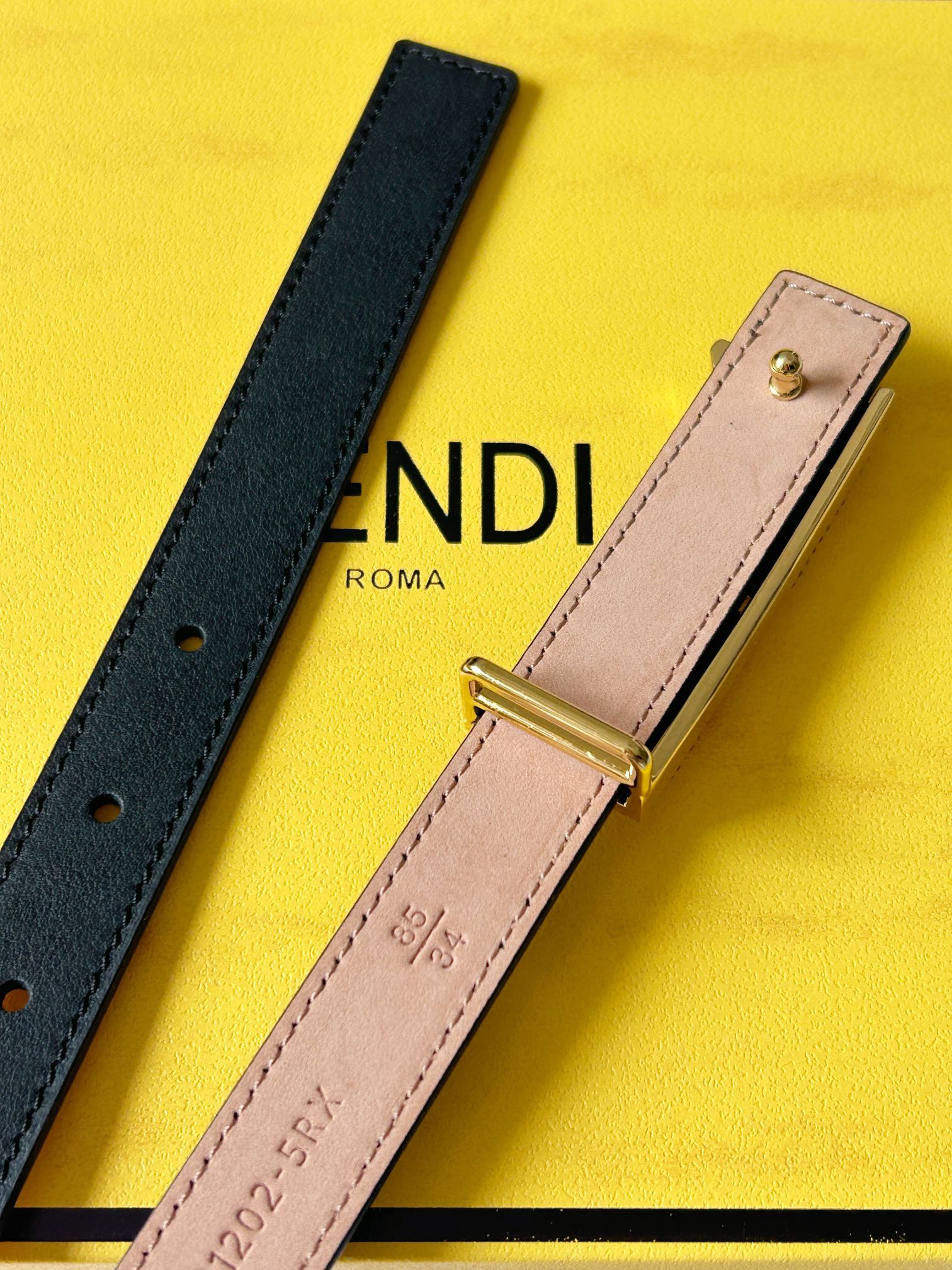 Fendi Womens Leather Belt Width 2.0cm-0008