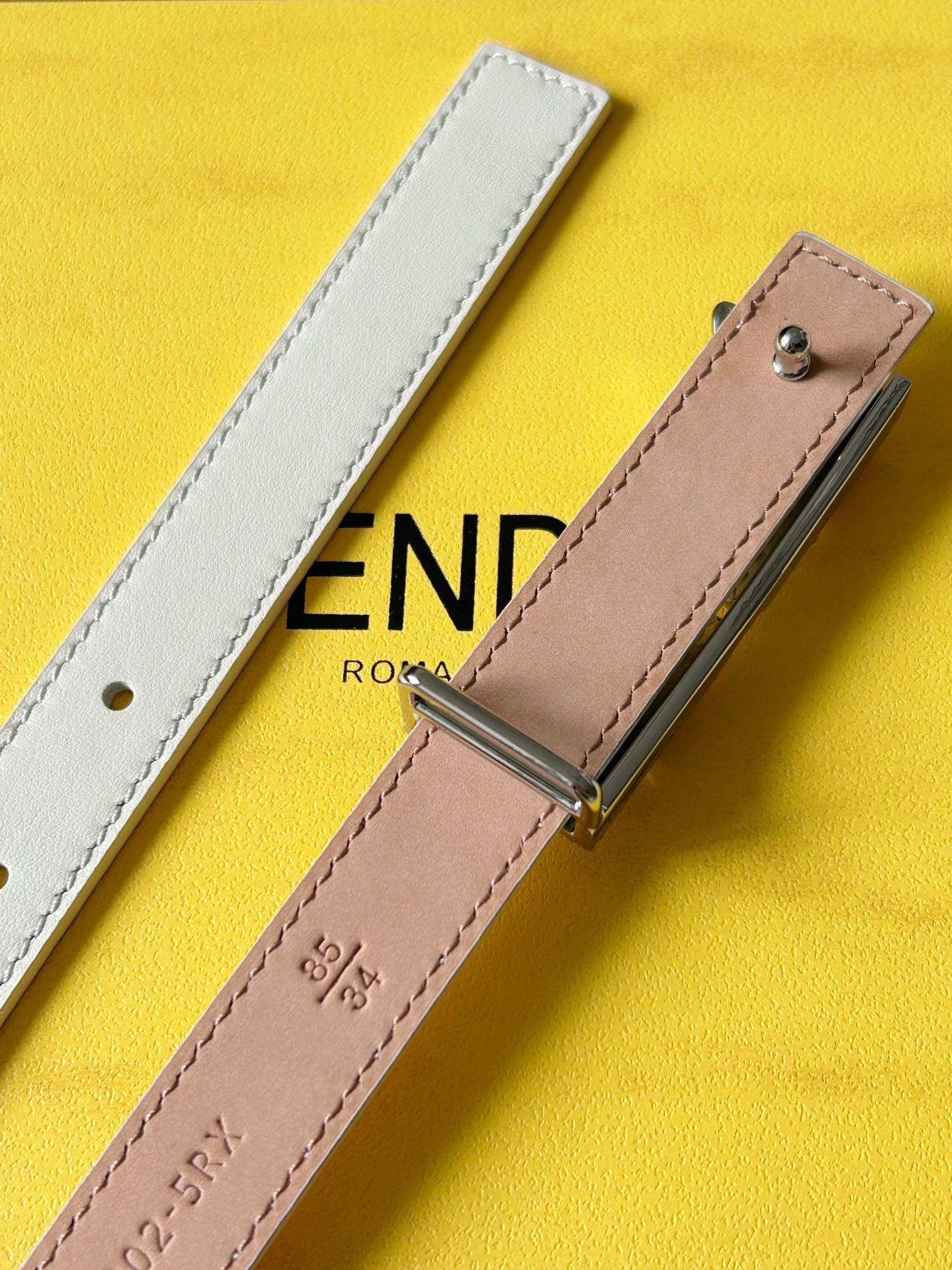 Fendi Womens Leather Belt Width 2.0cm-0010