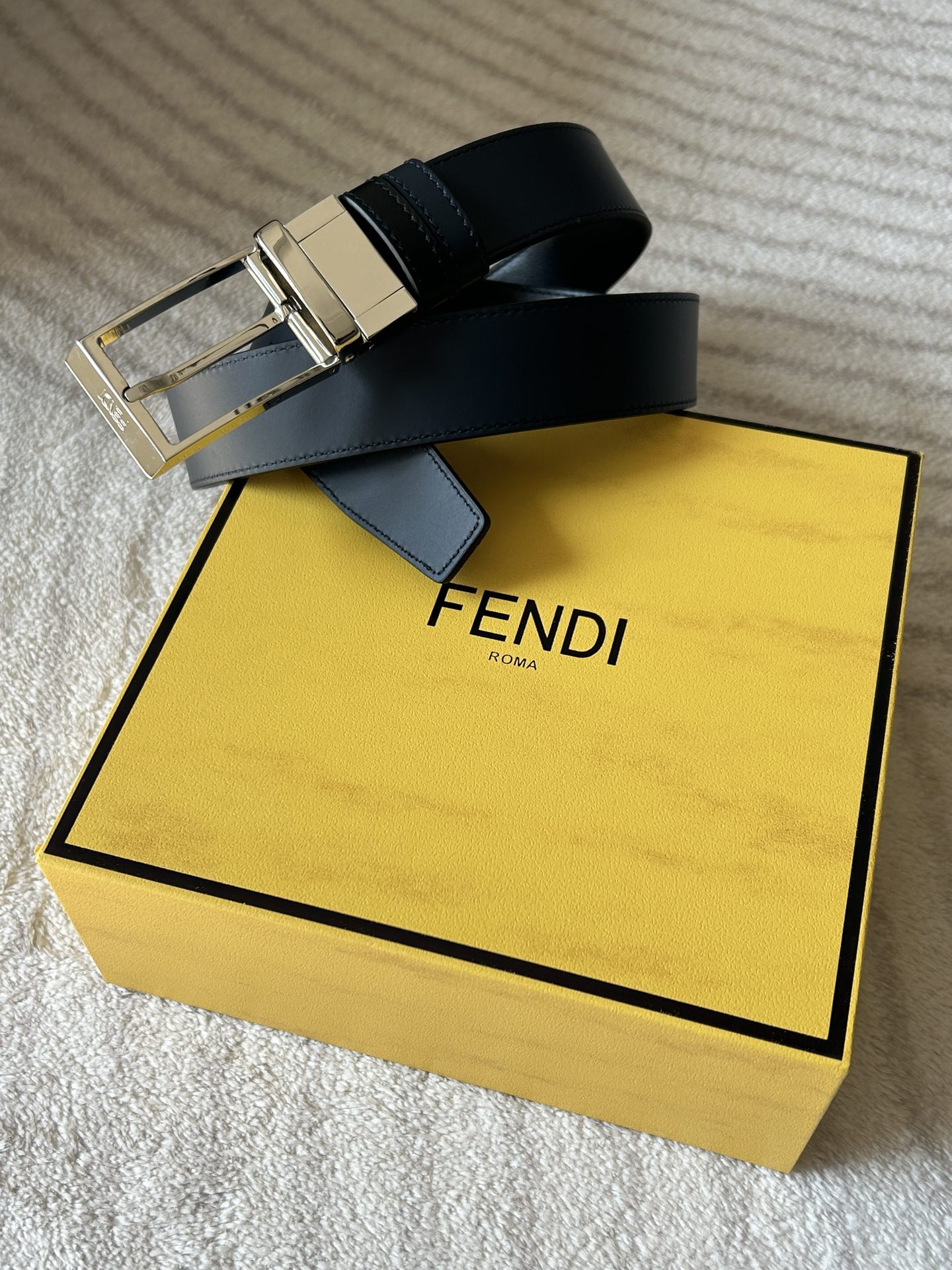 Fendi Womens Leather Belt Width 2.0cm-0020
