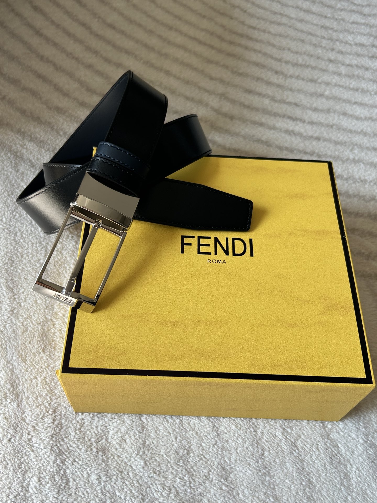 Fendi Womens Leather Belt Width 2.0cm-0020