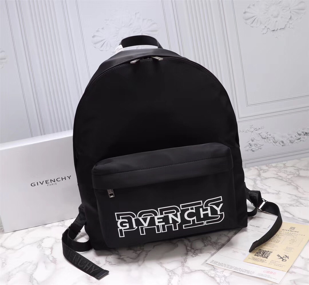 Givenchy Mens Backpack Black-001