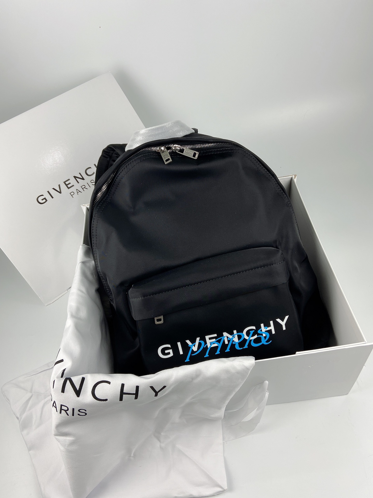 Givenchy Mens Backpack Black-002