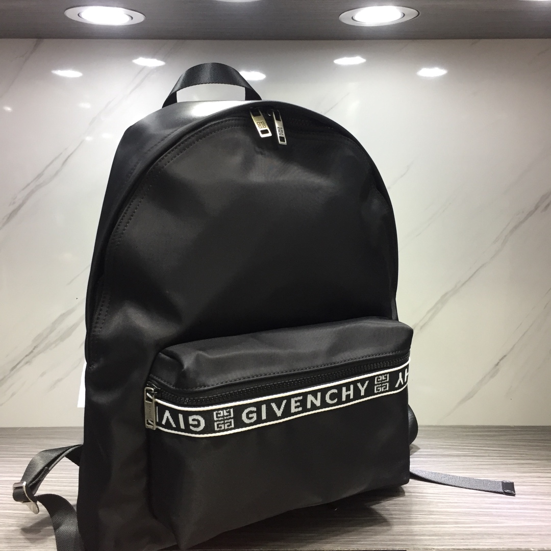 Givenchy Mens Backpack Black-003