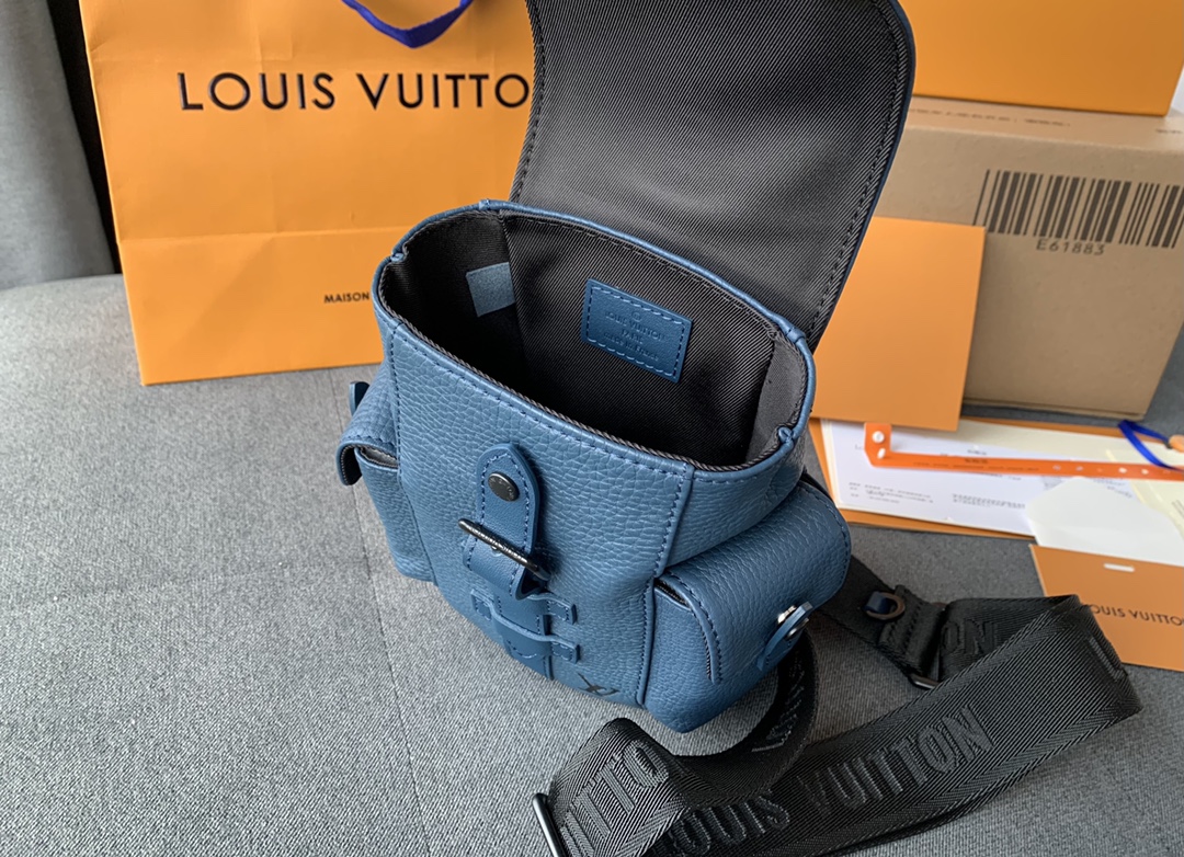 Good Reviews Louis Vuittion M58493 CHRISTOPHER XS Backpack Navy Blue Taurillon Leather