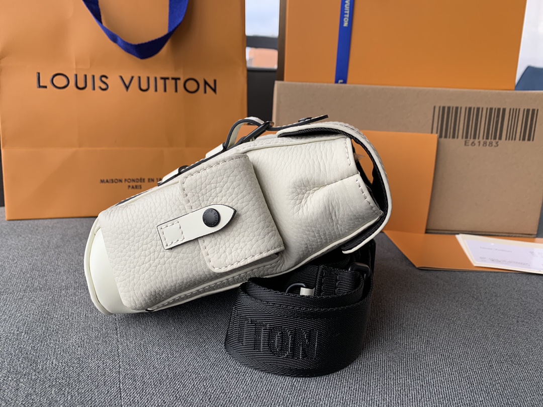 Good Reviews Louis Vuittion M58493 CHRISTOPHER XS Backpack White Taurillon Leather