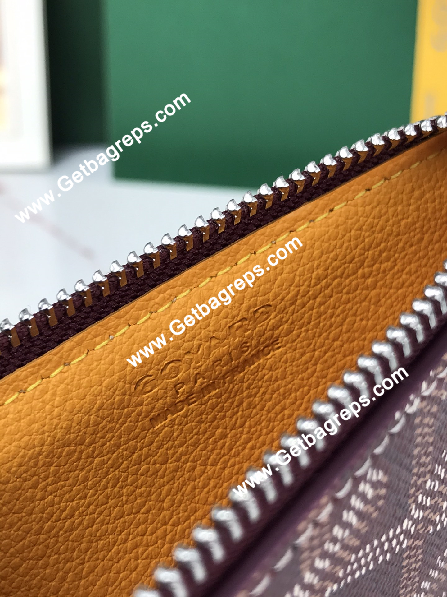 Goyard Bourbon Zipped Card Holder 020244-10