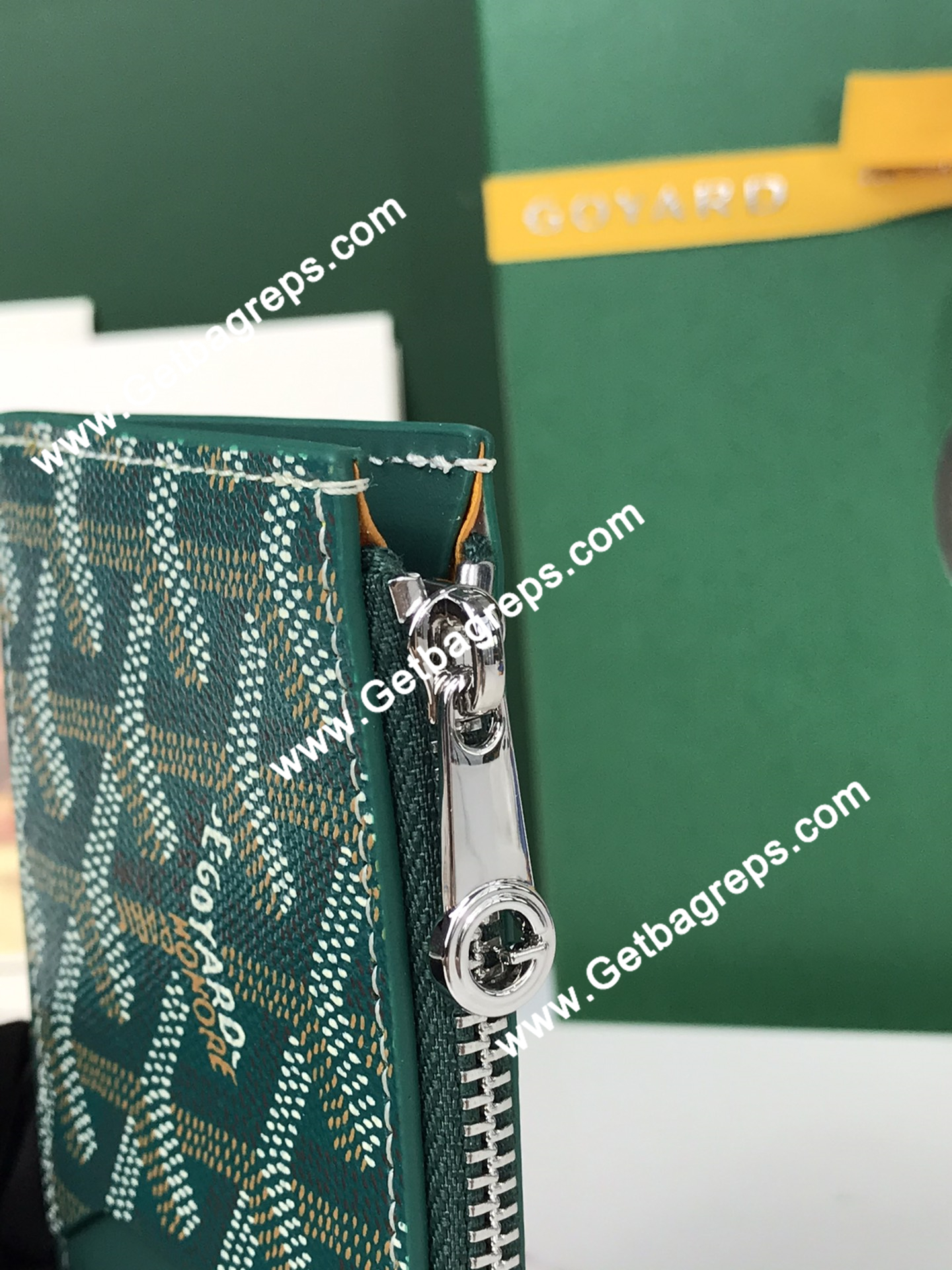 Goyard Bourbon Zipped Card Holder 020244-5