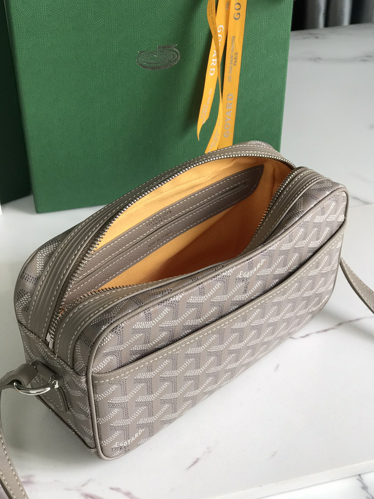 Goyard Cap-Vert PM Bag Milk Tea Gray