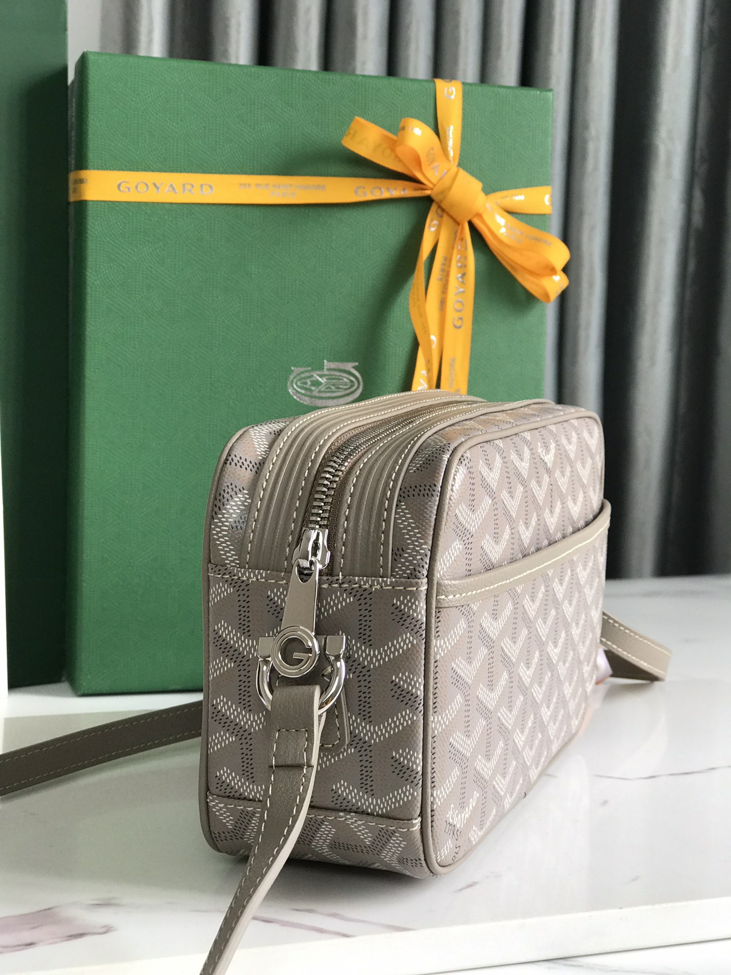 Goyard Cap-Vert PM Bag Milk Tea Gray