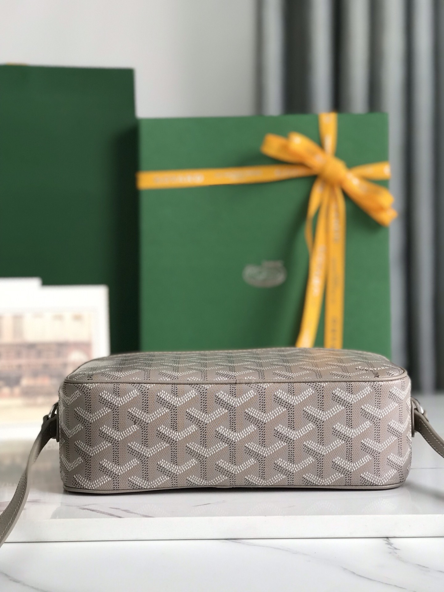 Goyard Cap-Vert PM Bag Milk Tea Gray