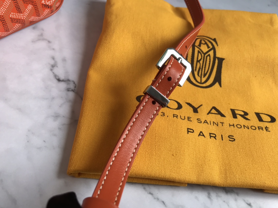 Goyard Cap-Vert PM Bag Orange