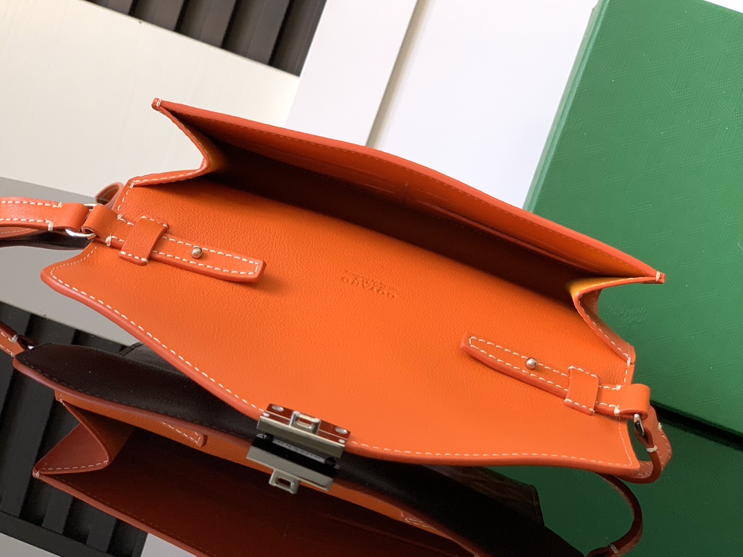 Goyard Chypre Wallet-Pouch Orange