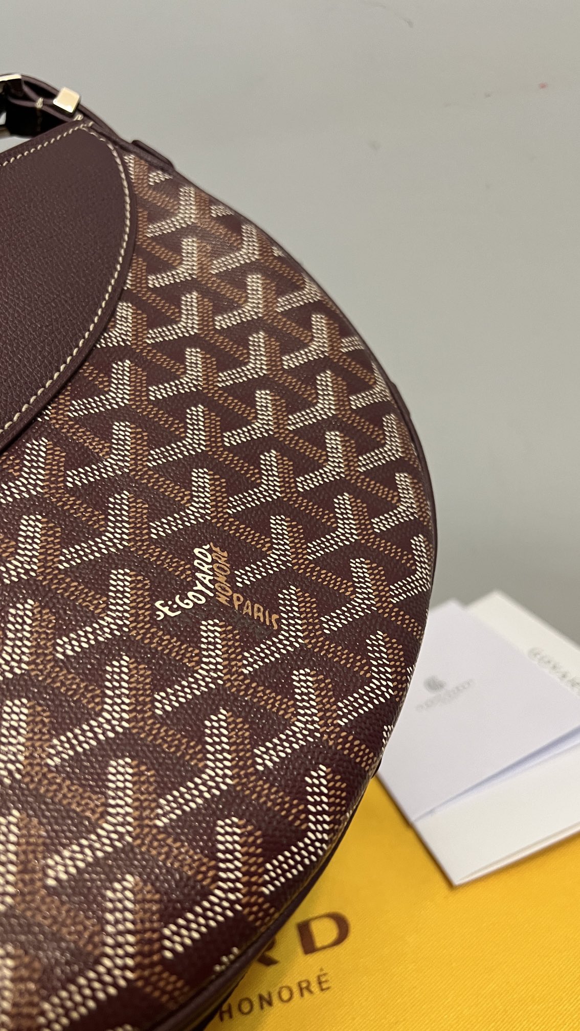 Goyard Hirondelle Bag Wine