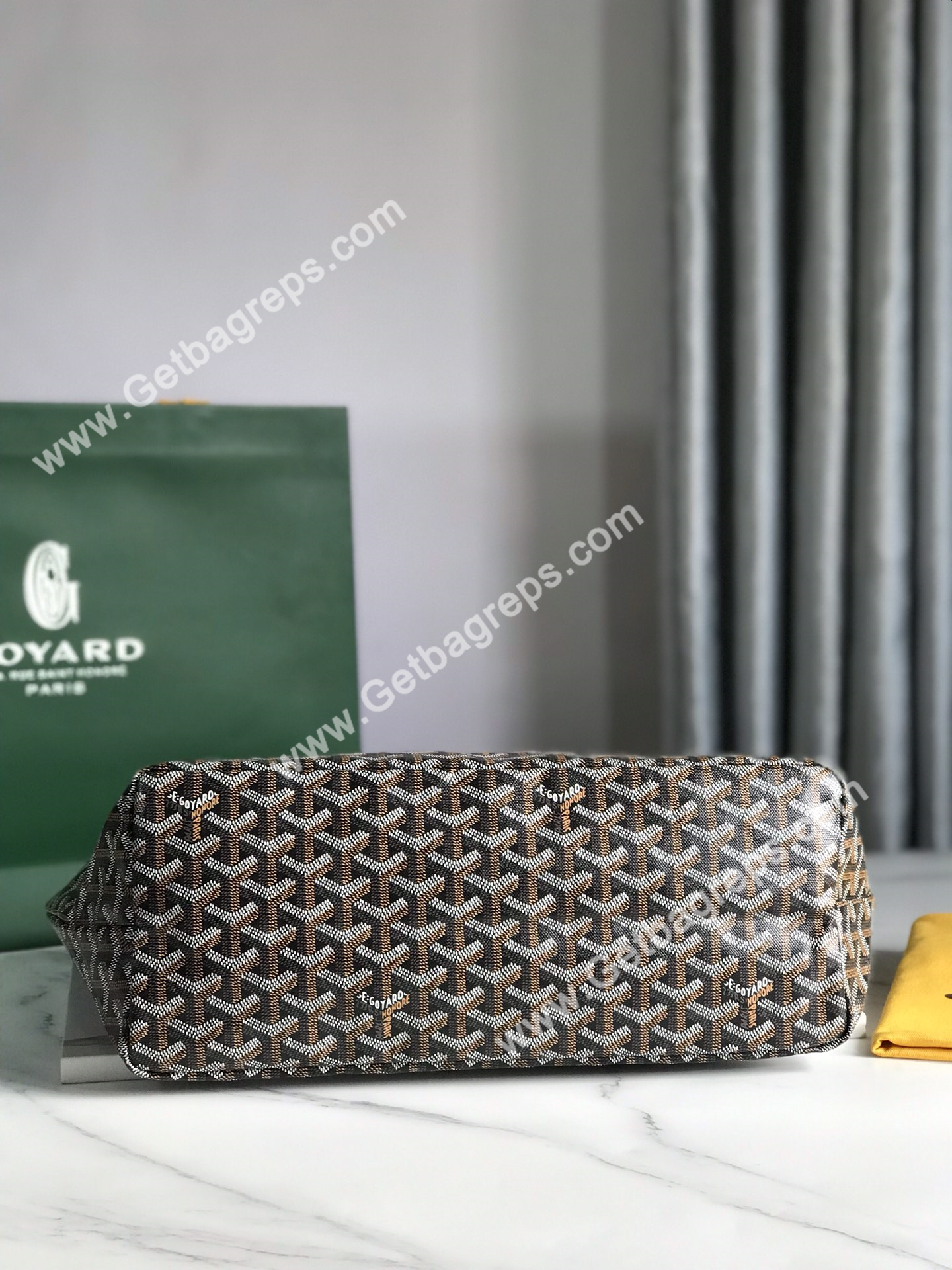 Goyard Saint Louis PM Bag Black