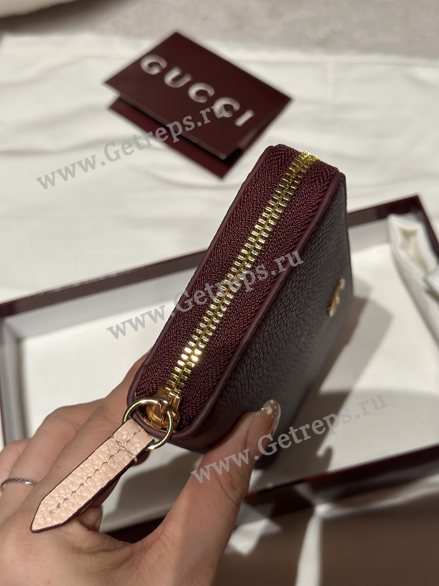 Gucci 456117 Bi-color GG Marmont zip around wallet Red