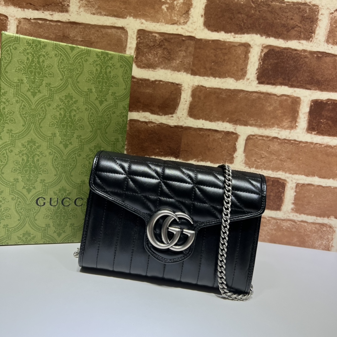 Gucci 474575 GG Marmont Matelasse Mini Bag Black With Silver LOGO