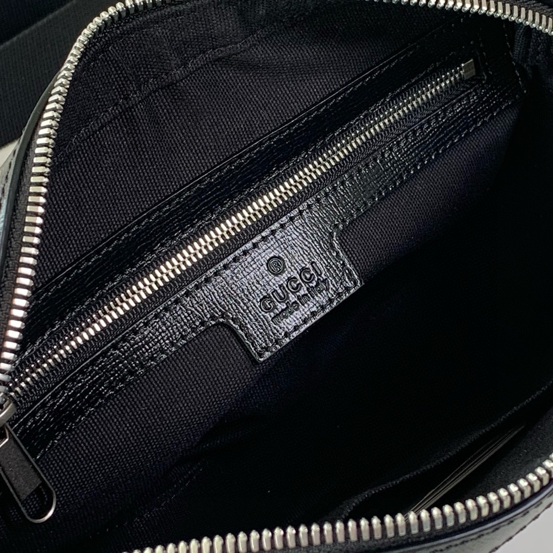 Gucci 703468 Small Crossbody Bag