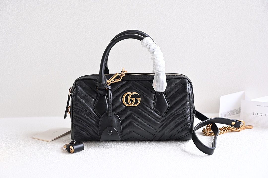 Gucci 746319 GG Marmont Small Top Handle Bag Black