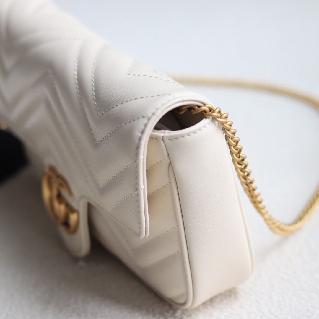 Gucci 751526 GG Marmont Mini Card Case Chain Wallet White