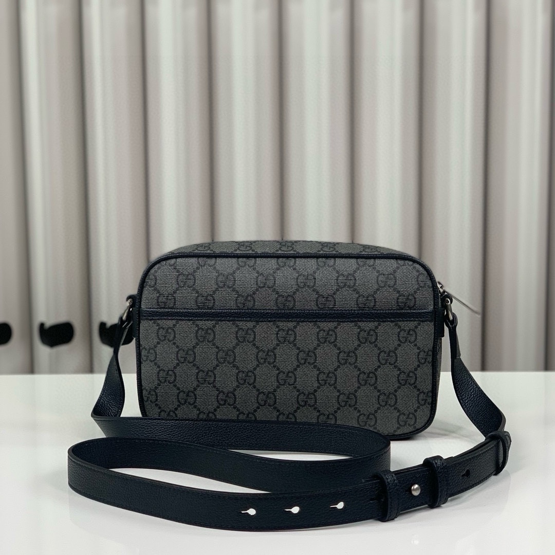 Gucci 768391 GG Shoulder Bag Supreme Canvas