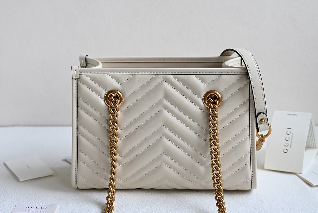 Gucci 779727 GG mARMONT Small Tote White Matelasse Chevron Leather