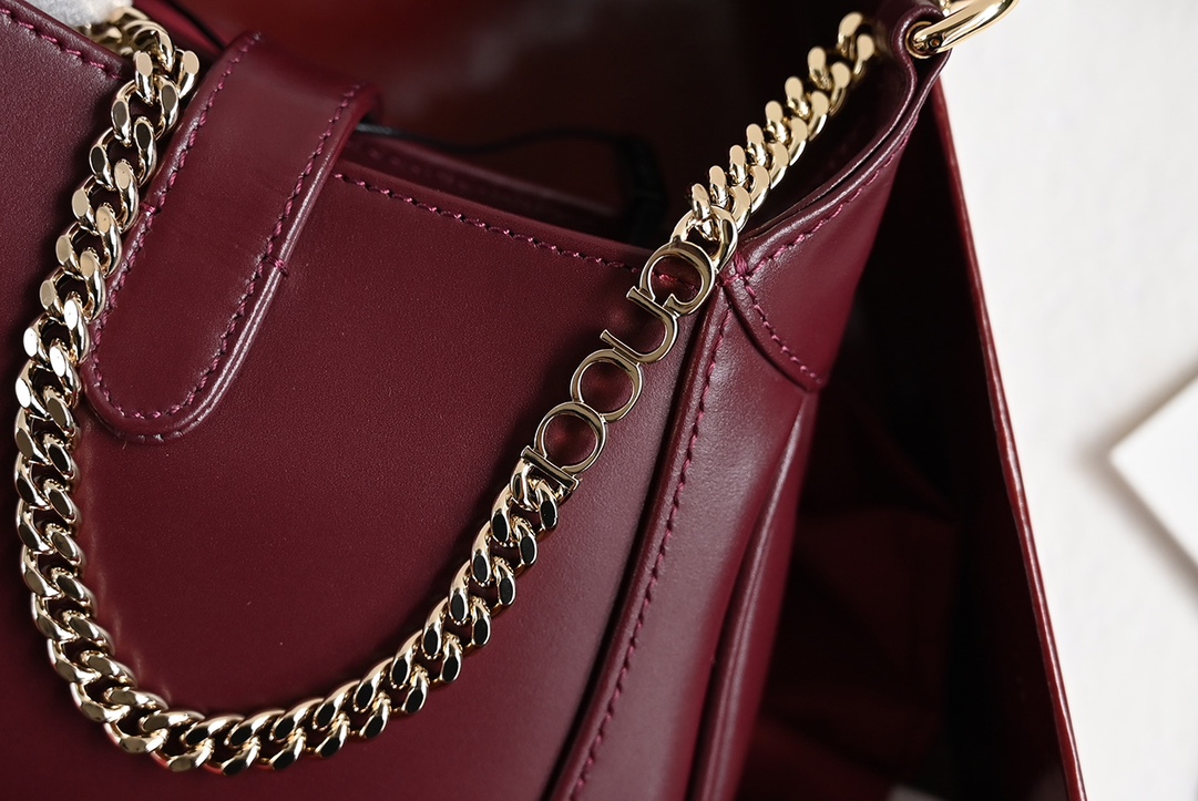 Gucci 782889 JACKIE 1961 Notte Mini Bag Rosso Ancora Patent Leather