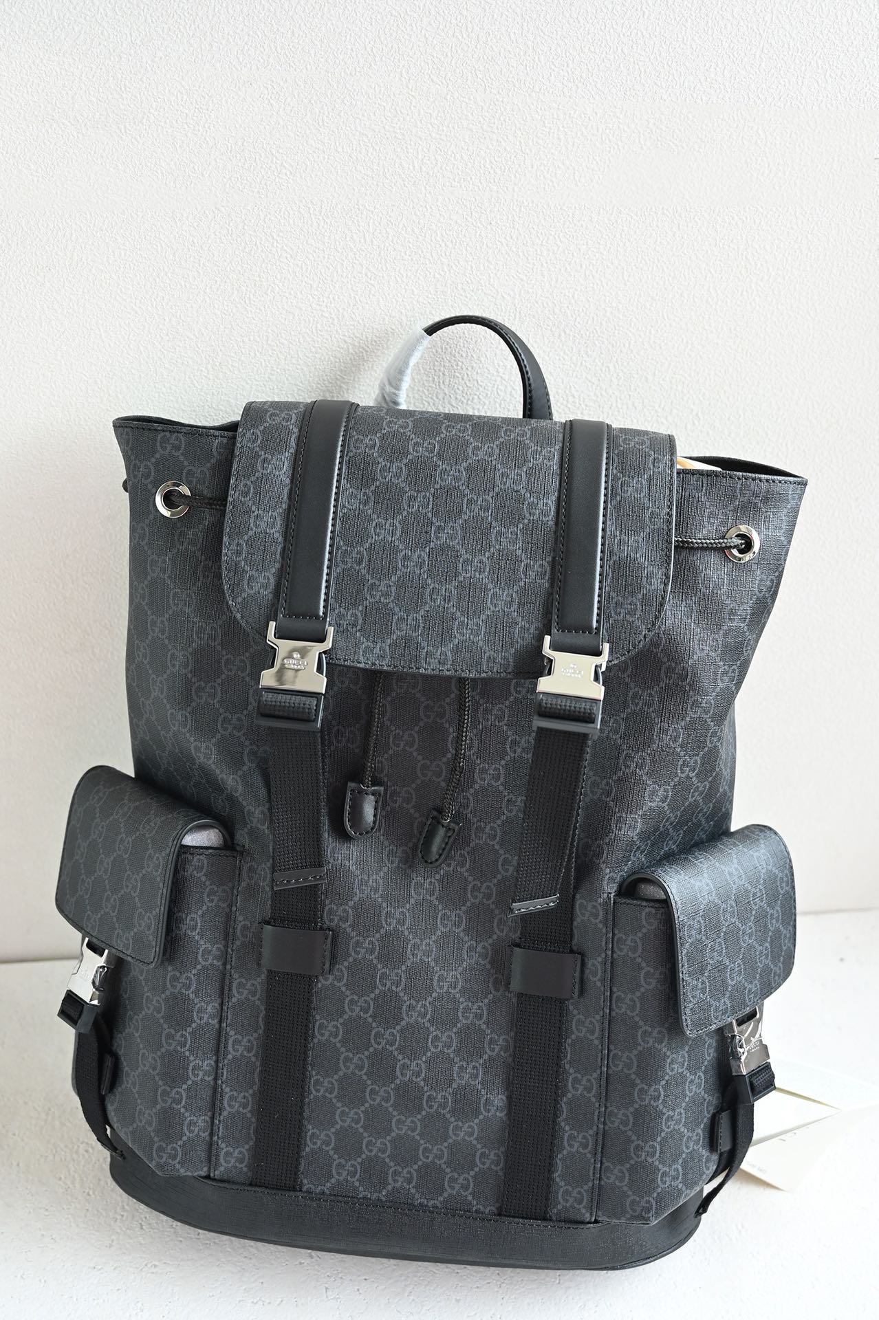 Gucci 792080 Black GG Supreme Canvas Backpack