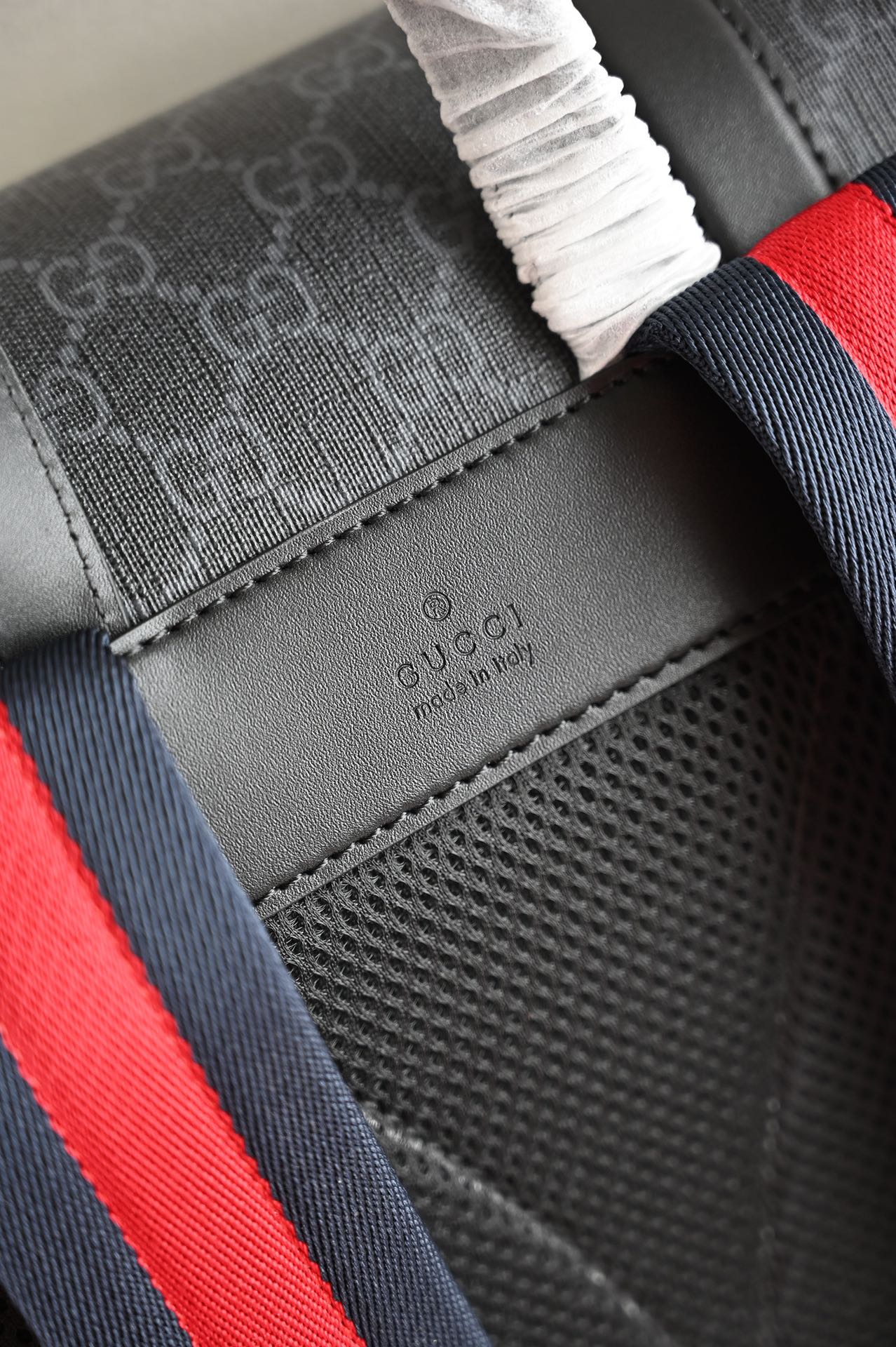 Gucci 792080 Black GG Supreme Canvas Backpack