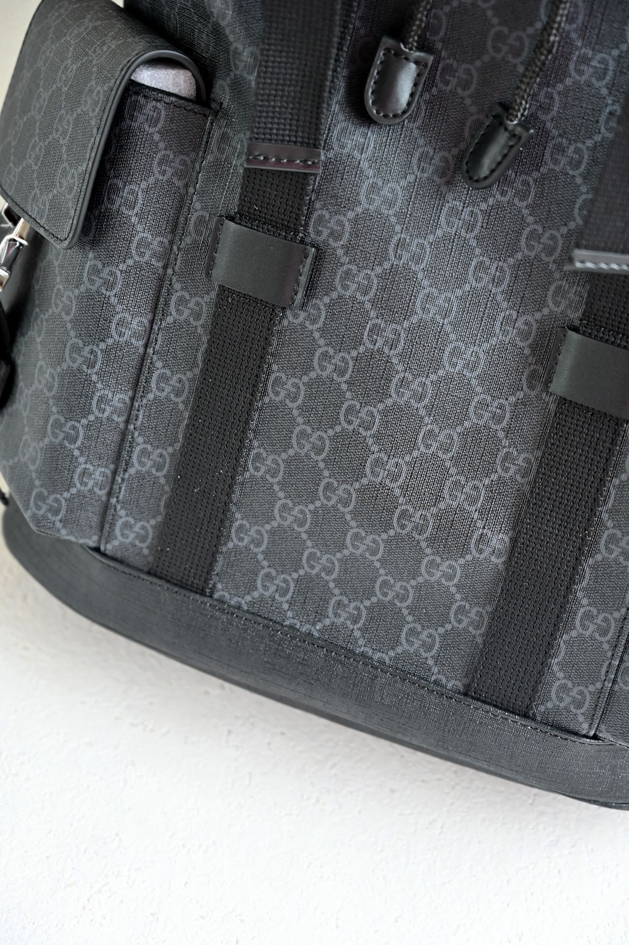 Gucci 792080 Black GG Supreme Canvas Backpack