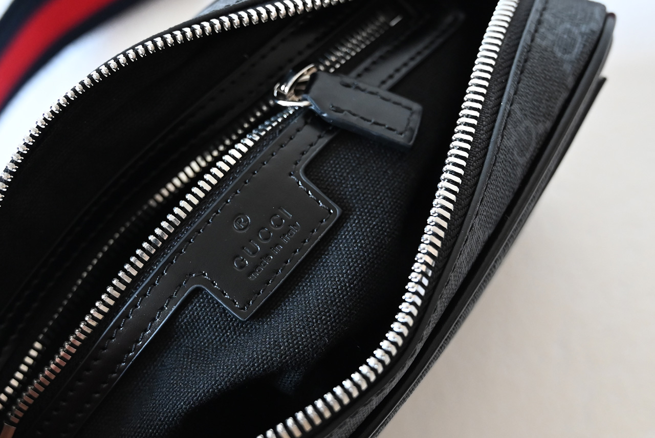 Gucci 792094 GG Belt Bag with Zip Pocket