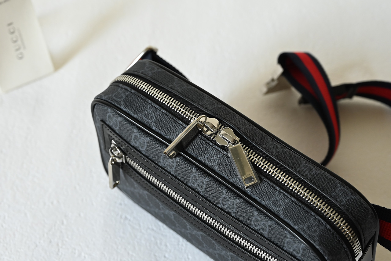 Gucci 792094 GG Belt Bag with Zip Pocket