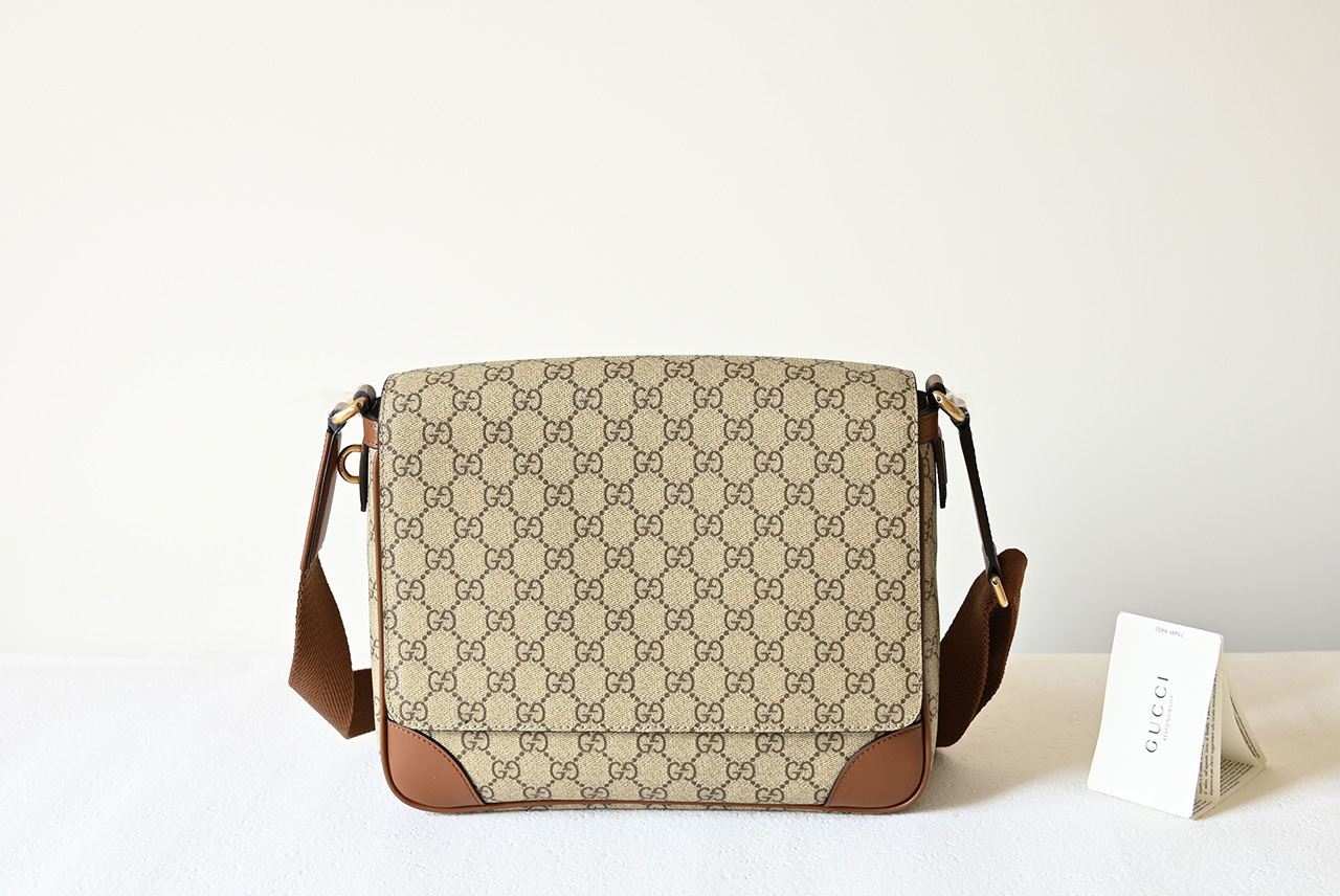Gucci 821154 GG Emblem Medium Crossbody Bag Beige