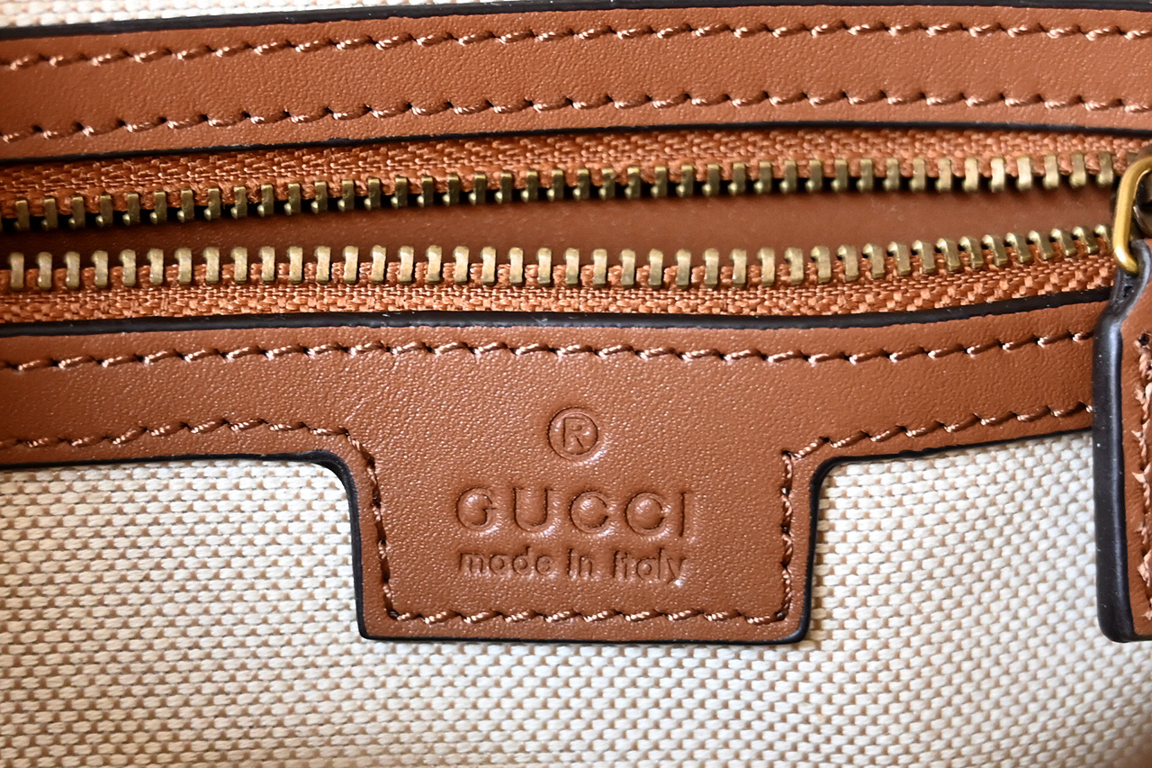 Gucci 821160 GG Emblem Eedium Crossbody Bag Beige