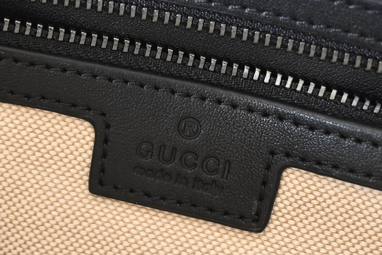 Gucci 821160 GG Emblem Eedium Crossbody Bag Black